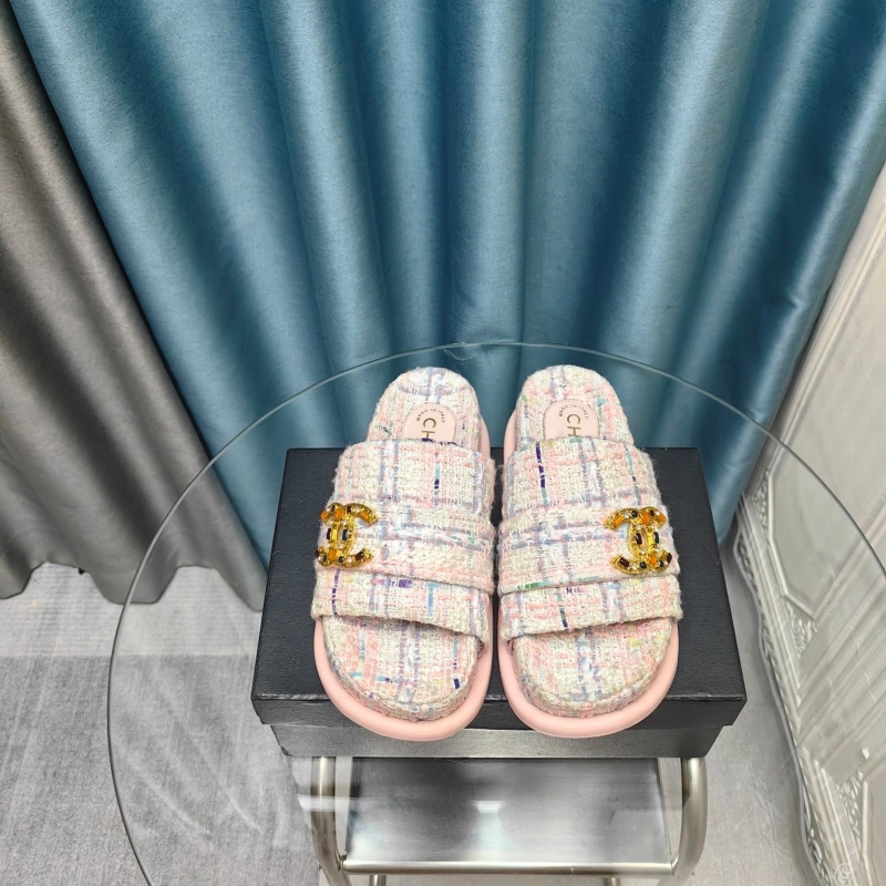 Ch*el slippers